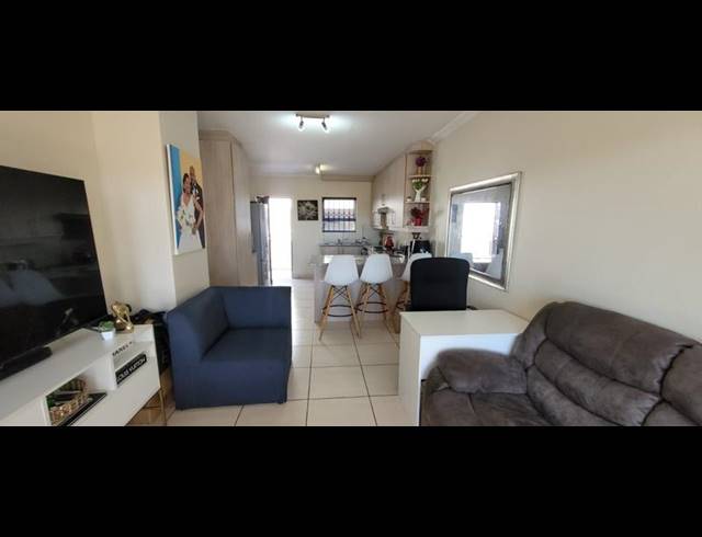 2 BEDROOM TOWNHOUSE FOR SALE IN MAYBERRY PARK